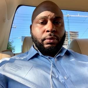 Meet your Posher, Dominick